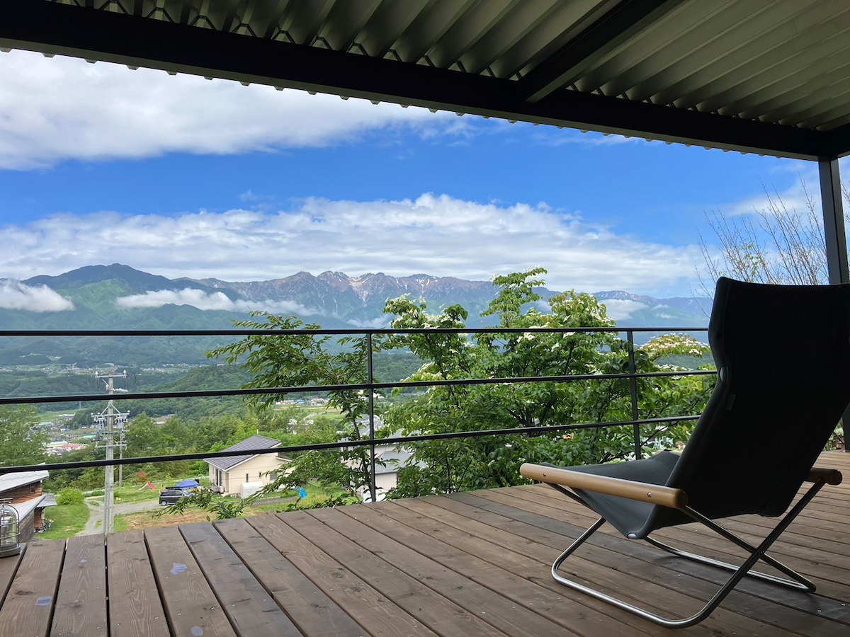 Villa with a spectacular view of the Central Alps