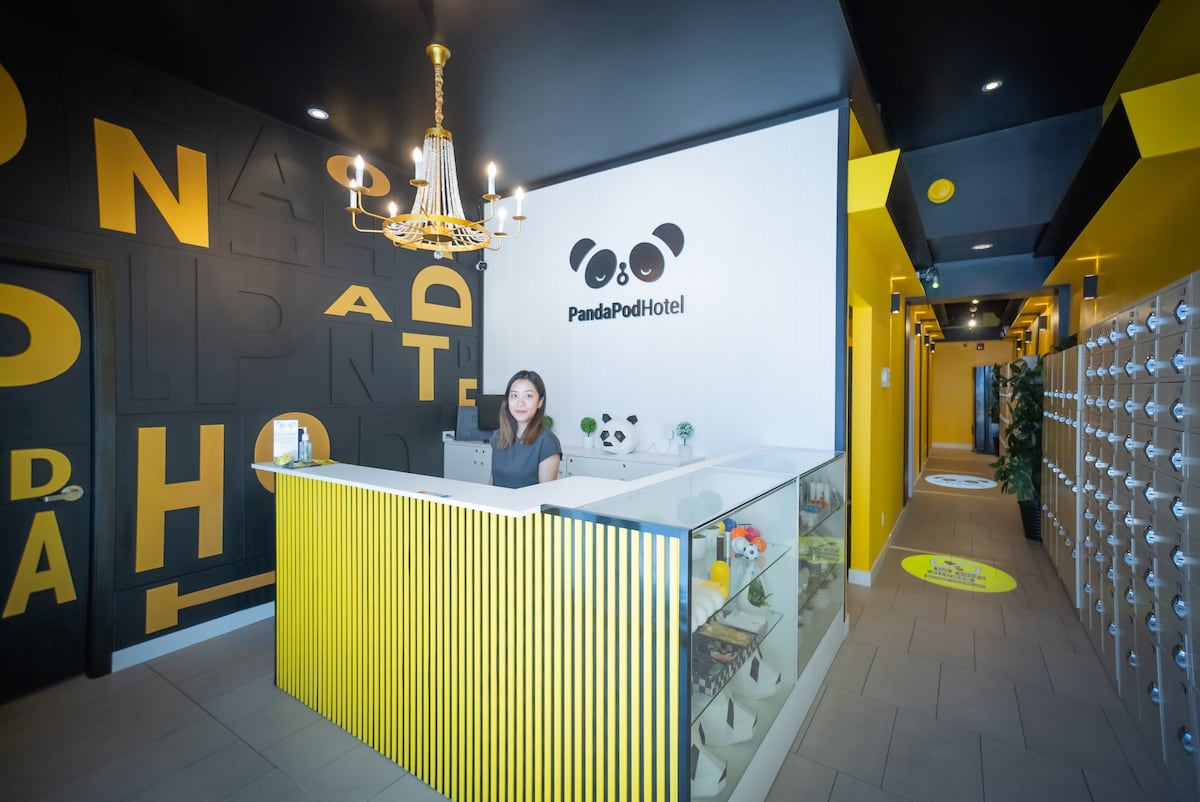 Panda Pod Hotel - Upper Pod