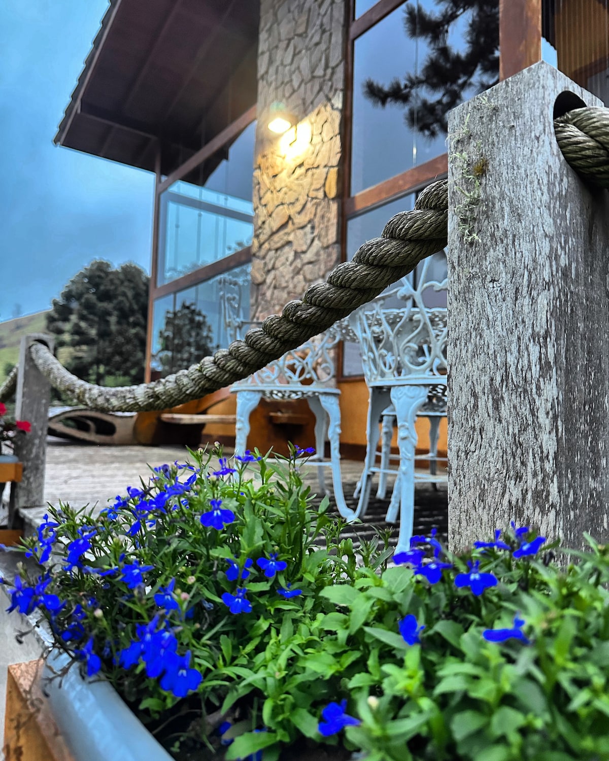 Casa da Rota, Pedra Azul