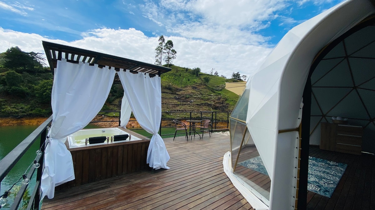 Glamping de lujo y vista al lago