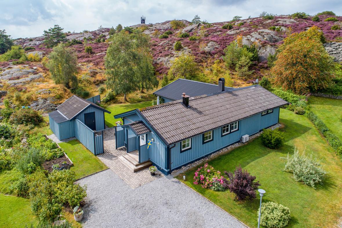 Villa in Ängeviken with seaview cabana