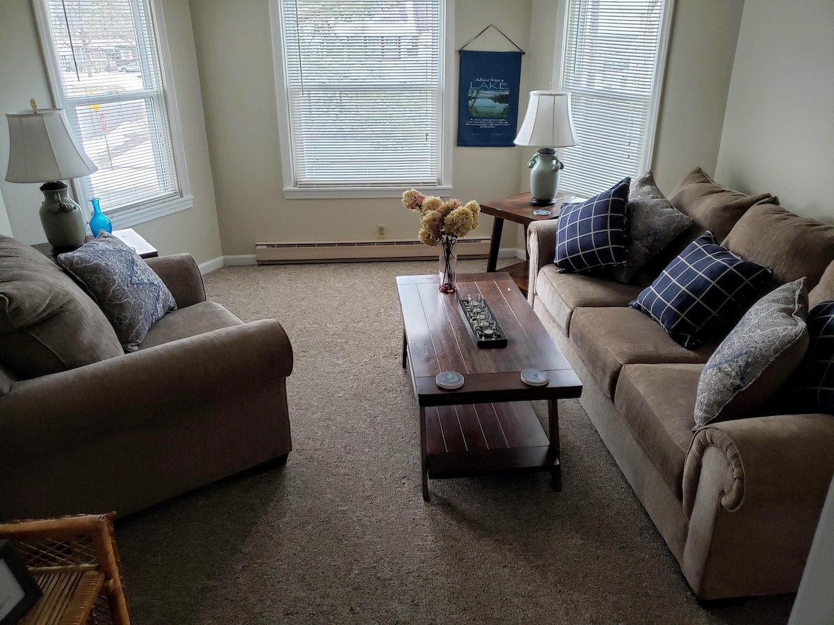 Cozy 1 Bedroom Apartment in Northville