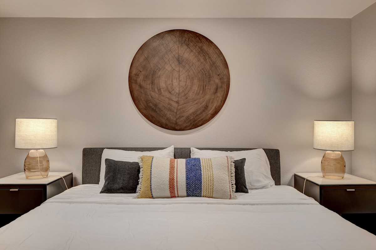 Luxury suite near Evergreen Lake & Red Rocks!