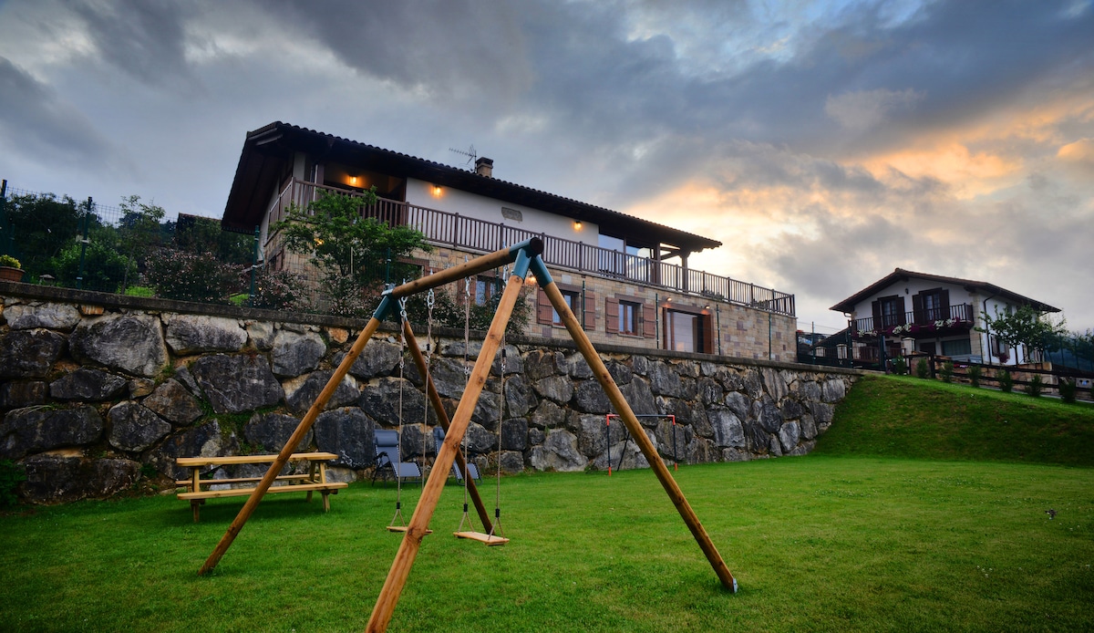 Loft con encanto e hidromasaje  Casa Angiz etxea 3