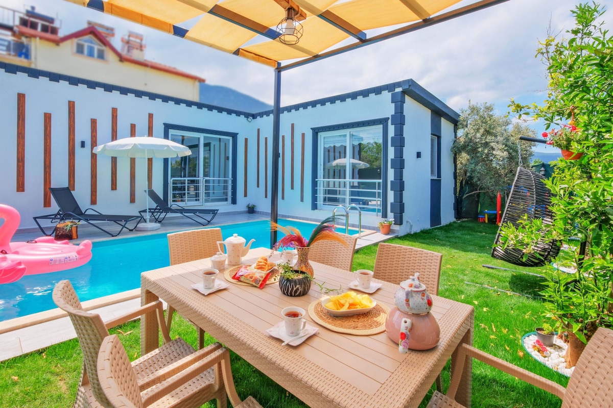 Fethiye Merkezi Muhafazakar 2Yatak Odalı Villa