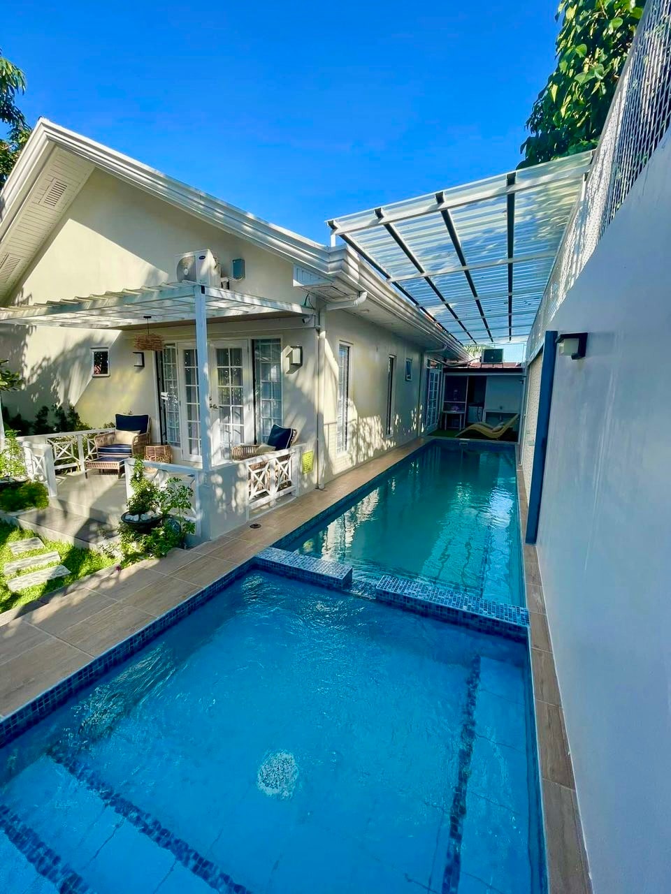 Exclusive Pool Luxurious Home near Clark