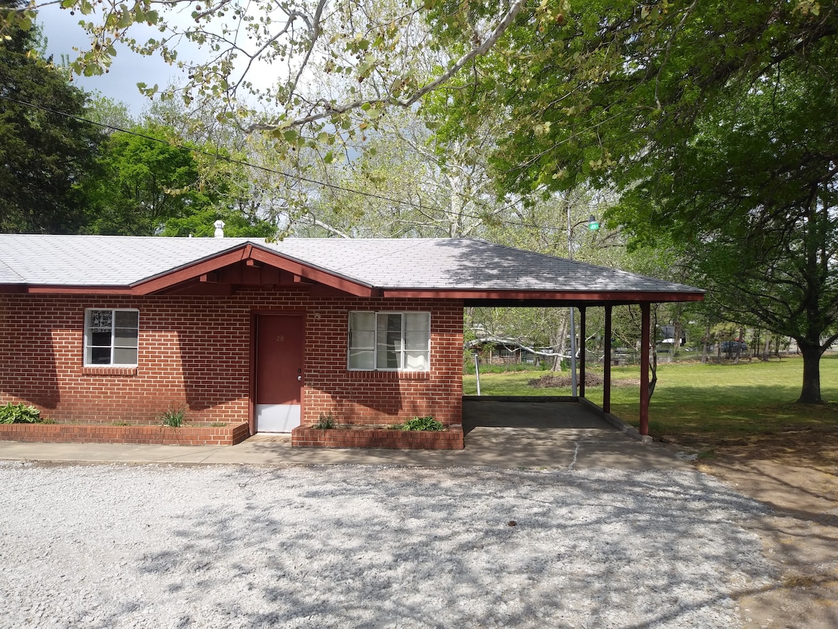 Cabin #28 at 'The Indian Lodge'