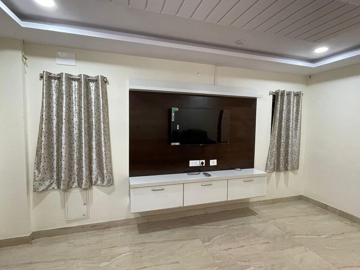 Servostay - 3 BHK家具，位于Vishalakshi Nagar