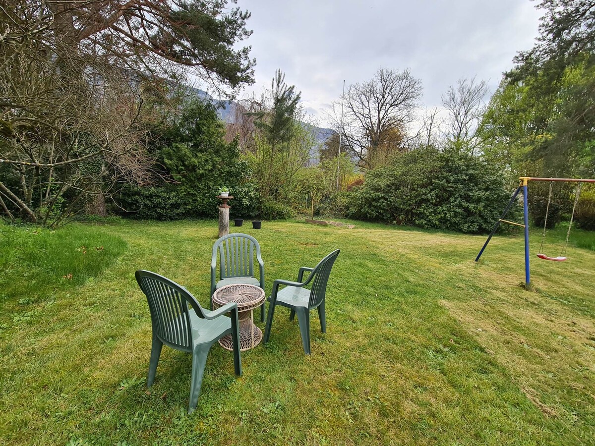 Chambre avec vue sur le jardin