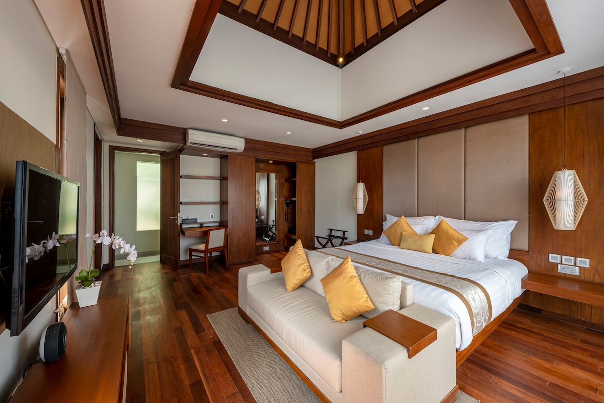 Nusa Dua | 01 Bedroom Luxury Pool Villa