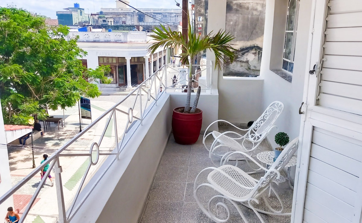 La Terraza Independent Apartment on Boulevard