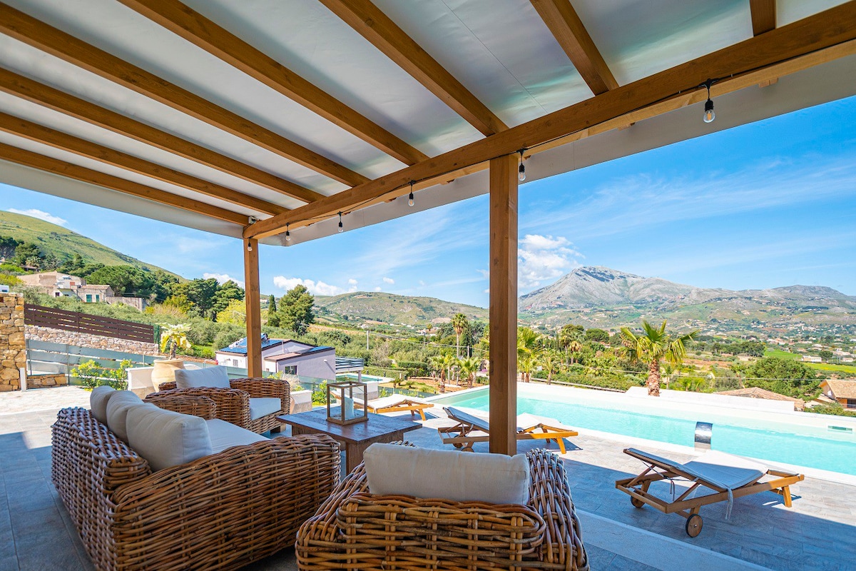 Villa Bellacosa con Piscina Privata vista mare