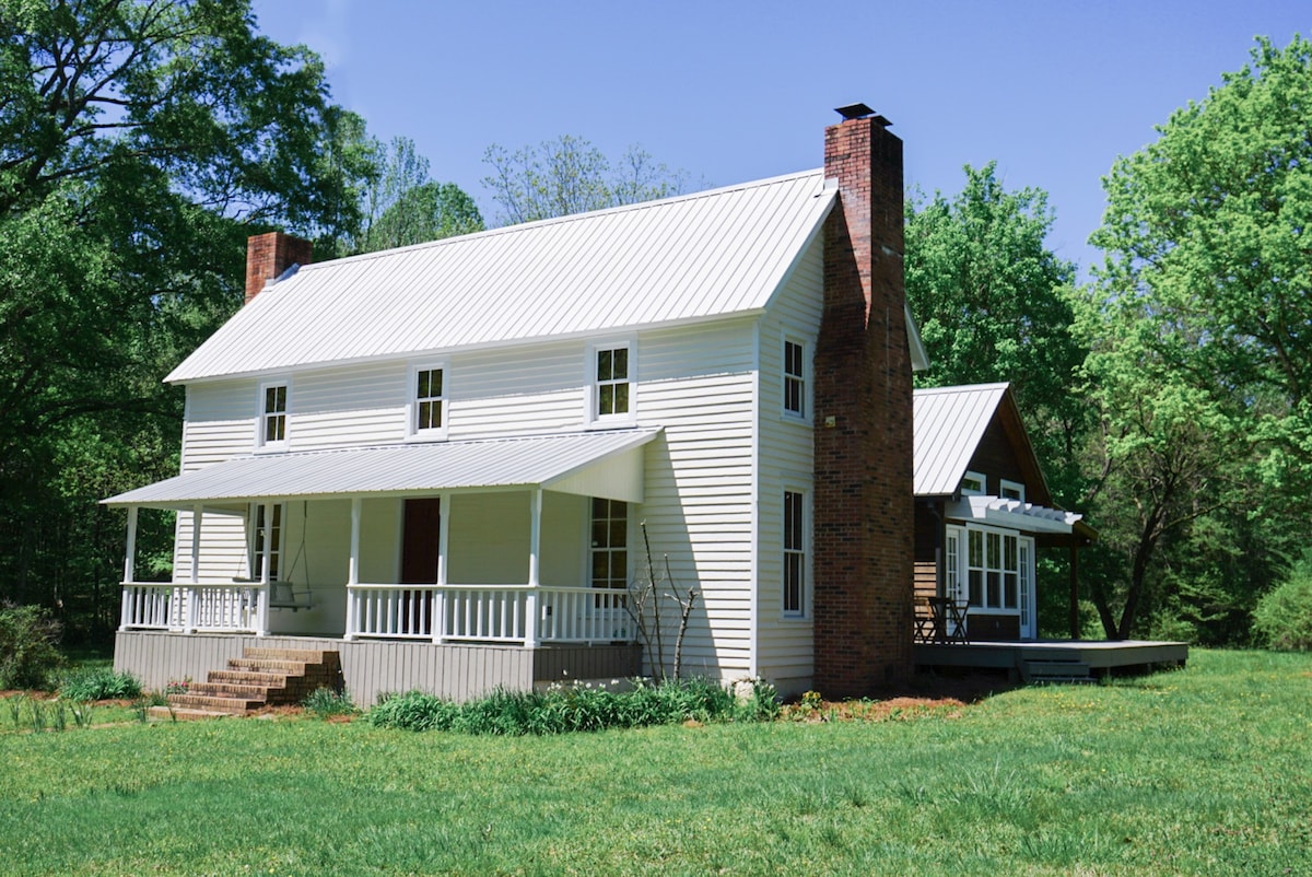 Carrefour Farmhouse: Serenity, Seclusion, Scenery