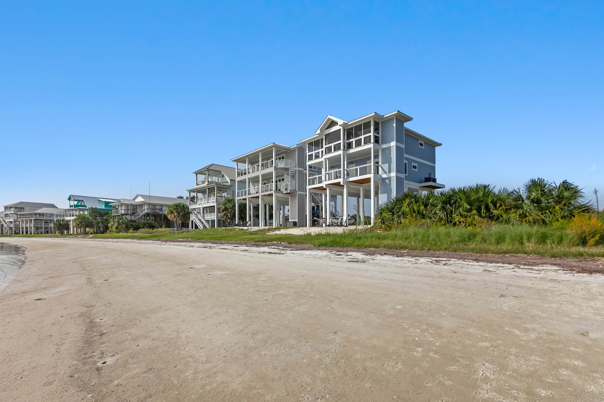 Brand new beach house on the sand, with boat lift