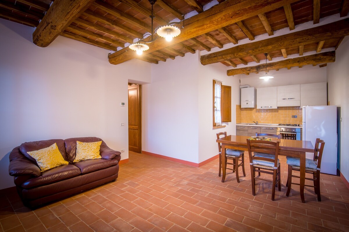 Ginestra-Chianti Cozy Flat with Private Parking!