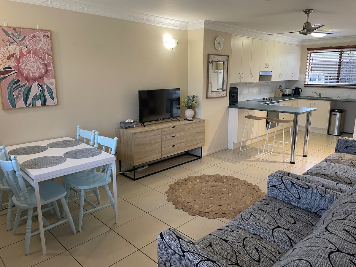 Two bedroom unit in Allenstown, Rockhampton