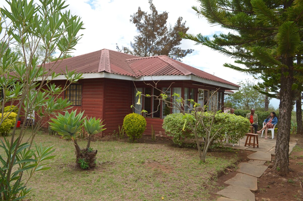 Family Holiday Cottage, Green Park, Naivasha