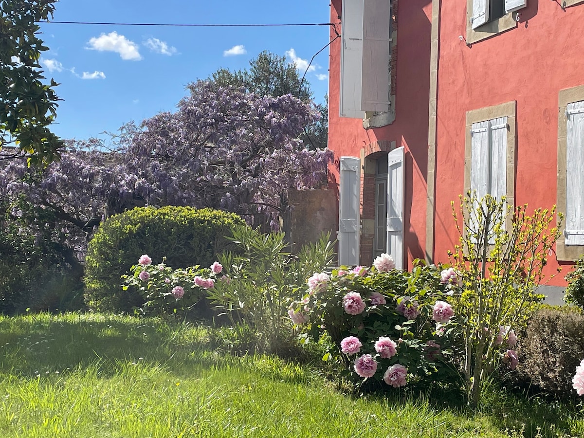 Maison bourgeoise à 5 min de Mirepoix, parc arboré