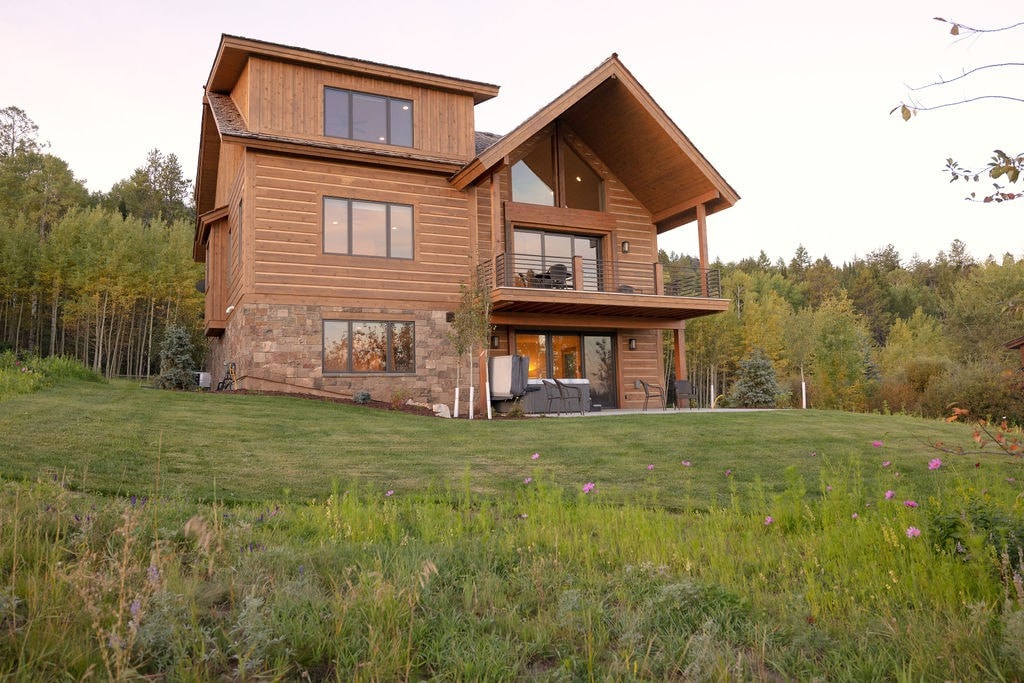 Golden Stone Cabin in victor, id. Modern Luxury!