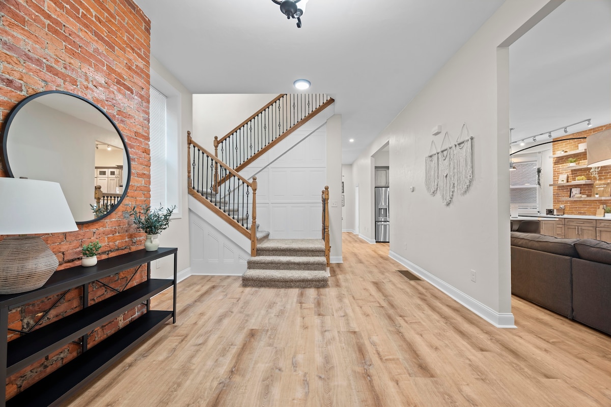 6 Bed Family Home - Bakery Square, East Liberty