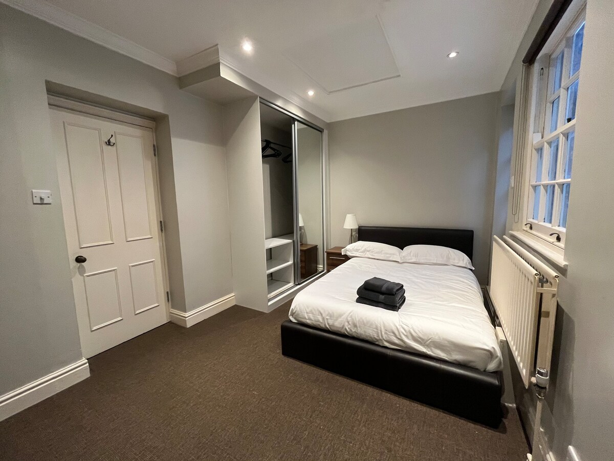 Superb En-Suite bedroom