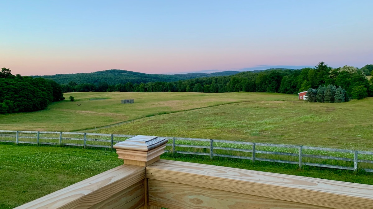 The Loft at Sweet Pea Farms