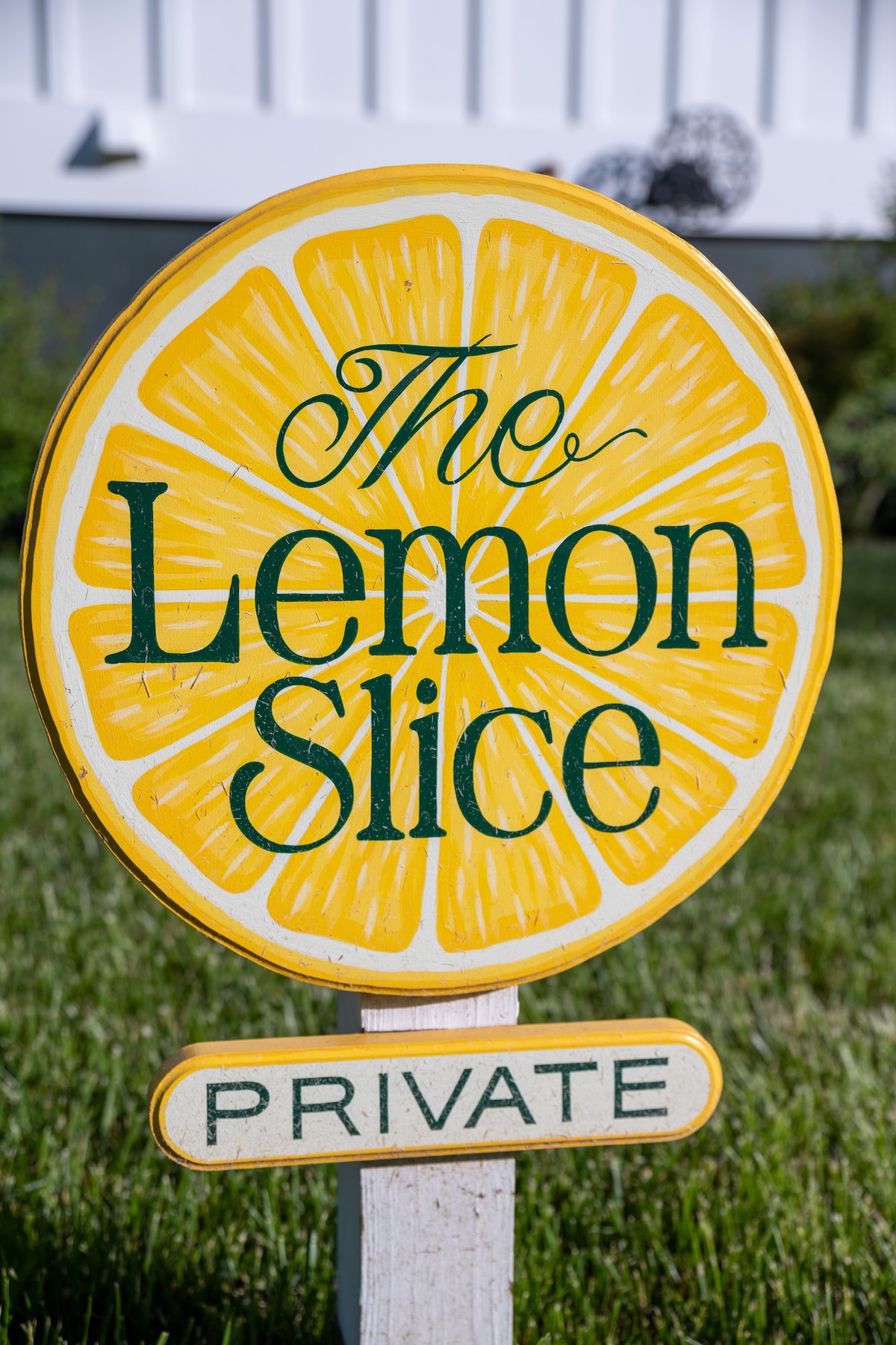 The Lemon Slice