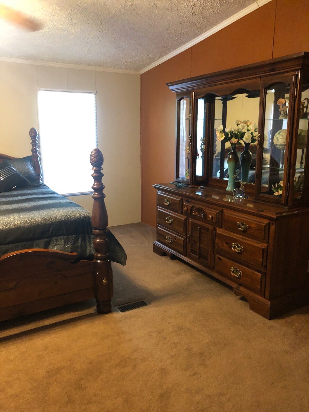 Mobile home for rent 18 Chisholm