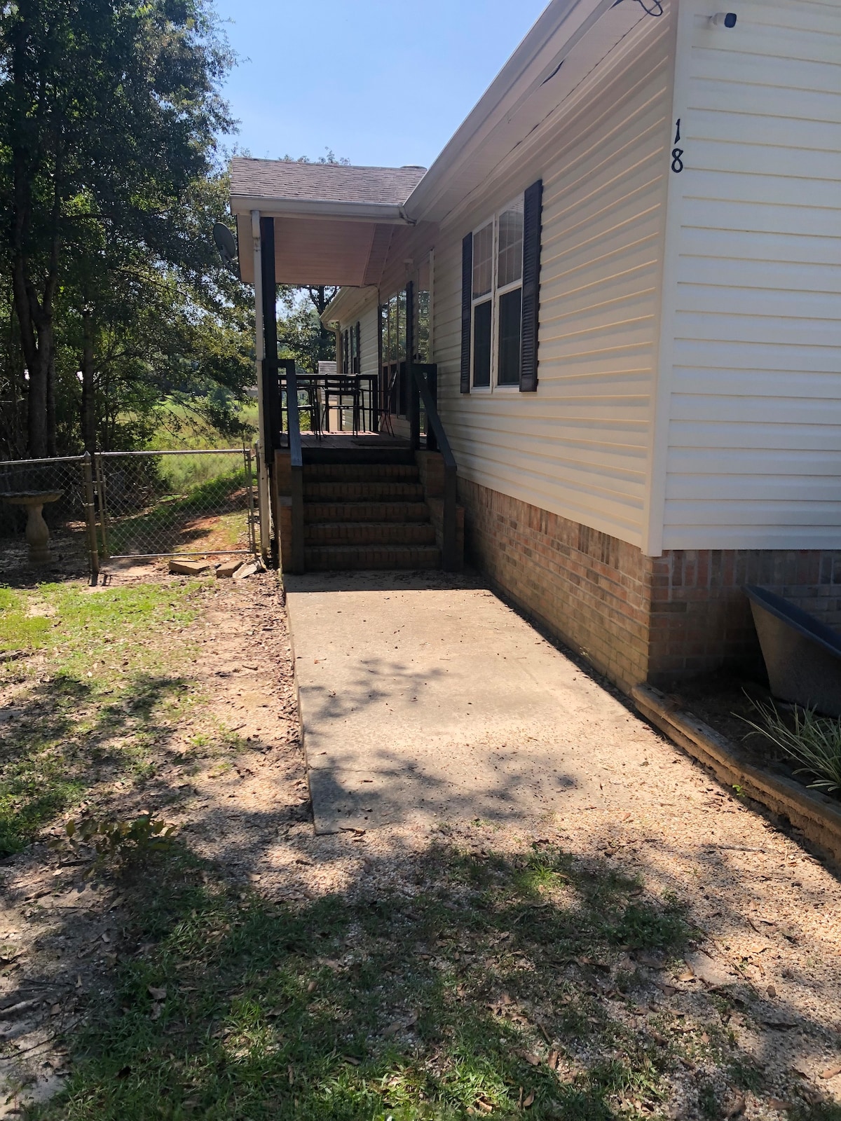 Mobile home for rent 18 Chisholm