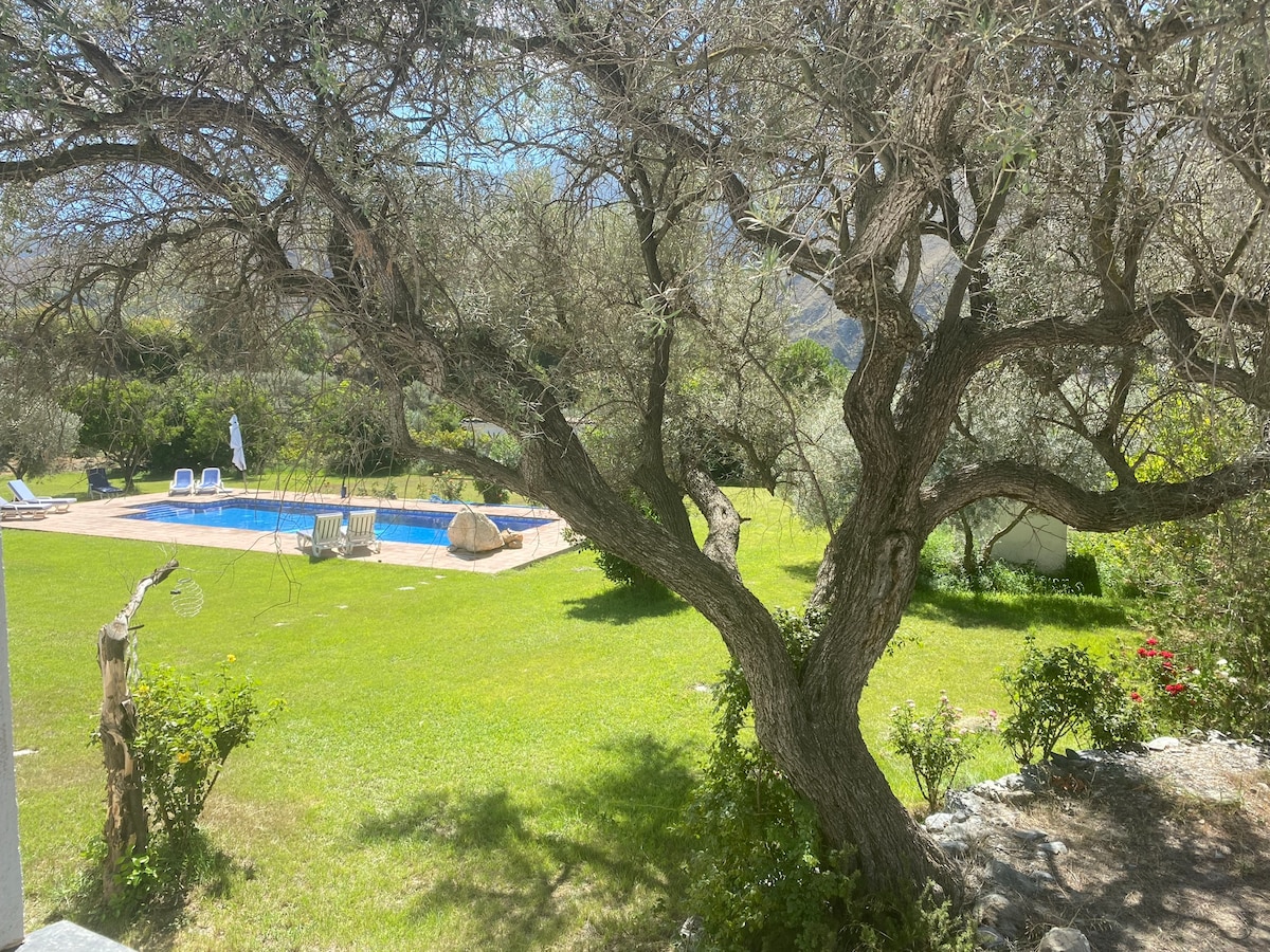 Stunning Spacious Cortijo and Casita