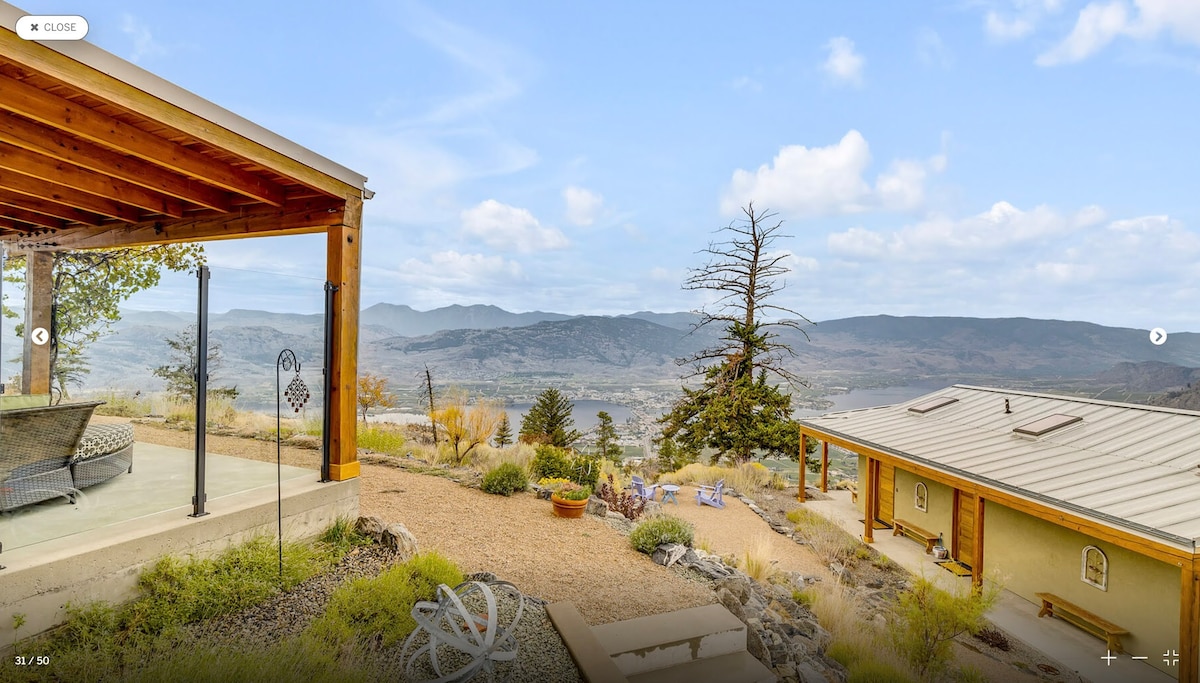 Cozy guesthouse with Osoyoos Lake view!