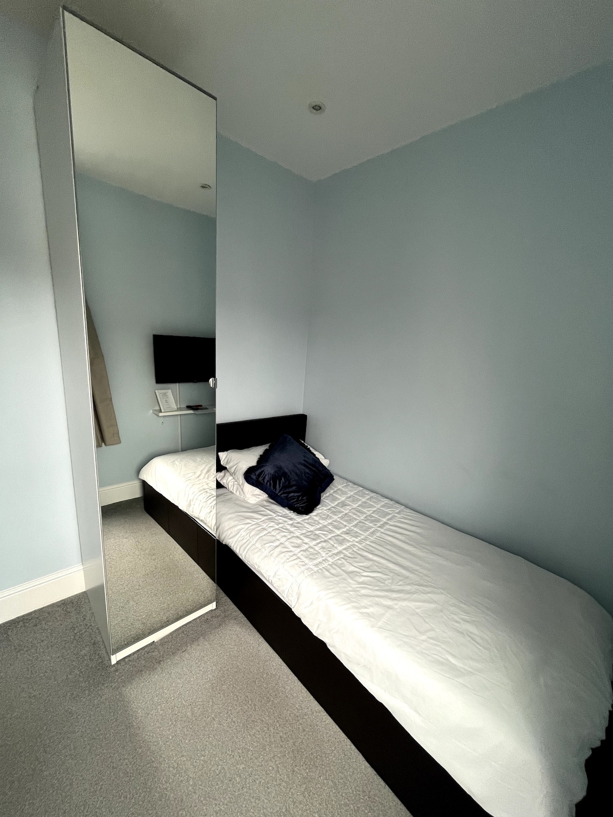 Single En-suite Private Room, Town Centre