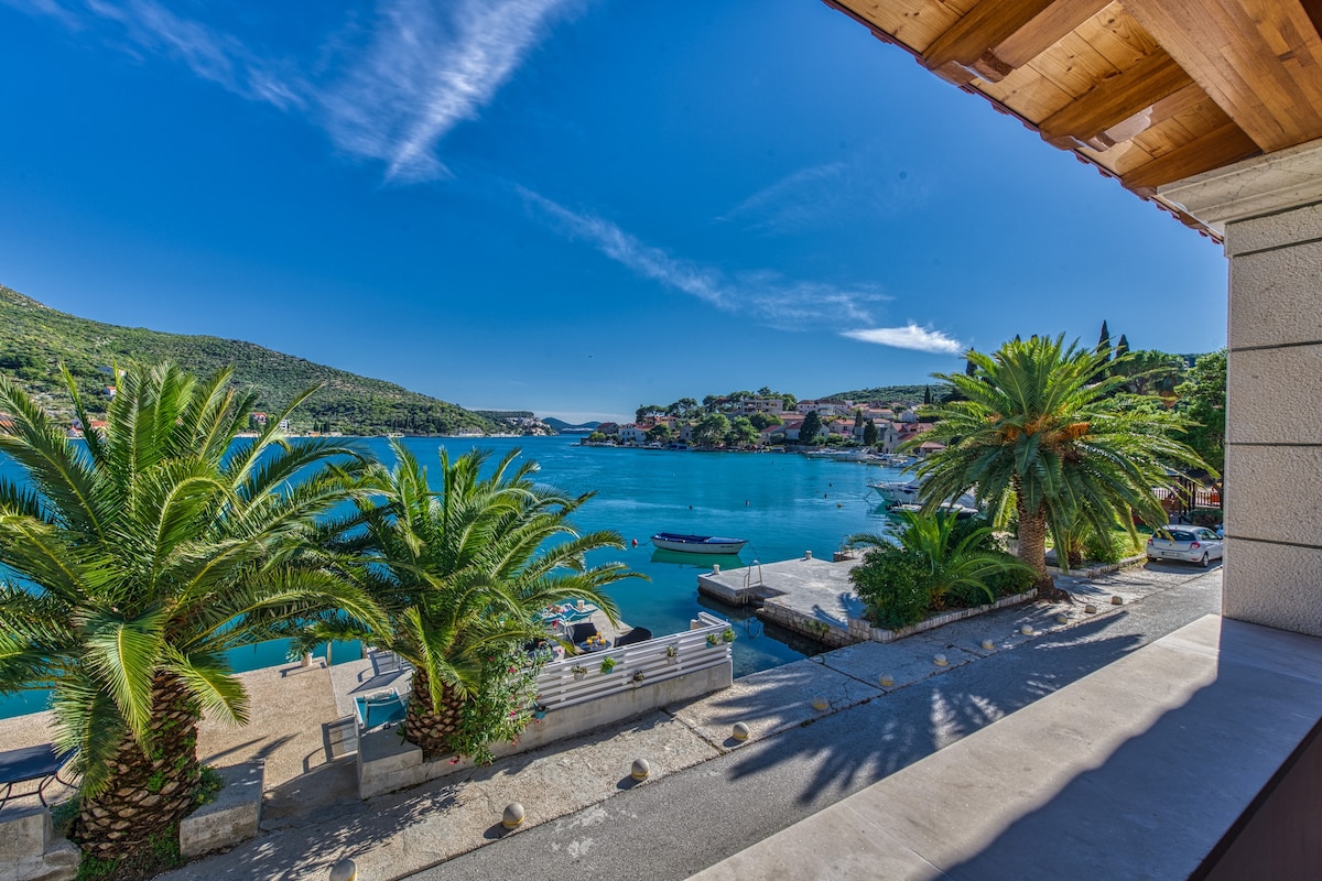 Adria House Dubrovnik海滨别墅