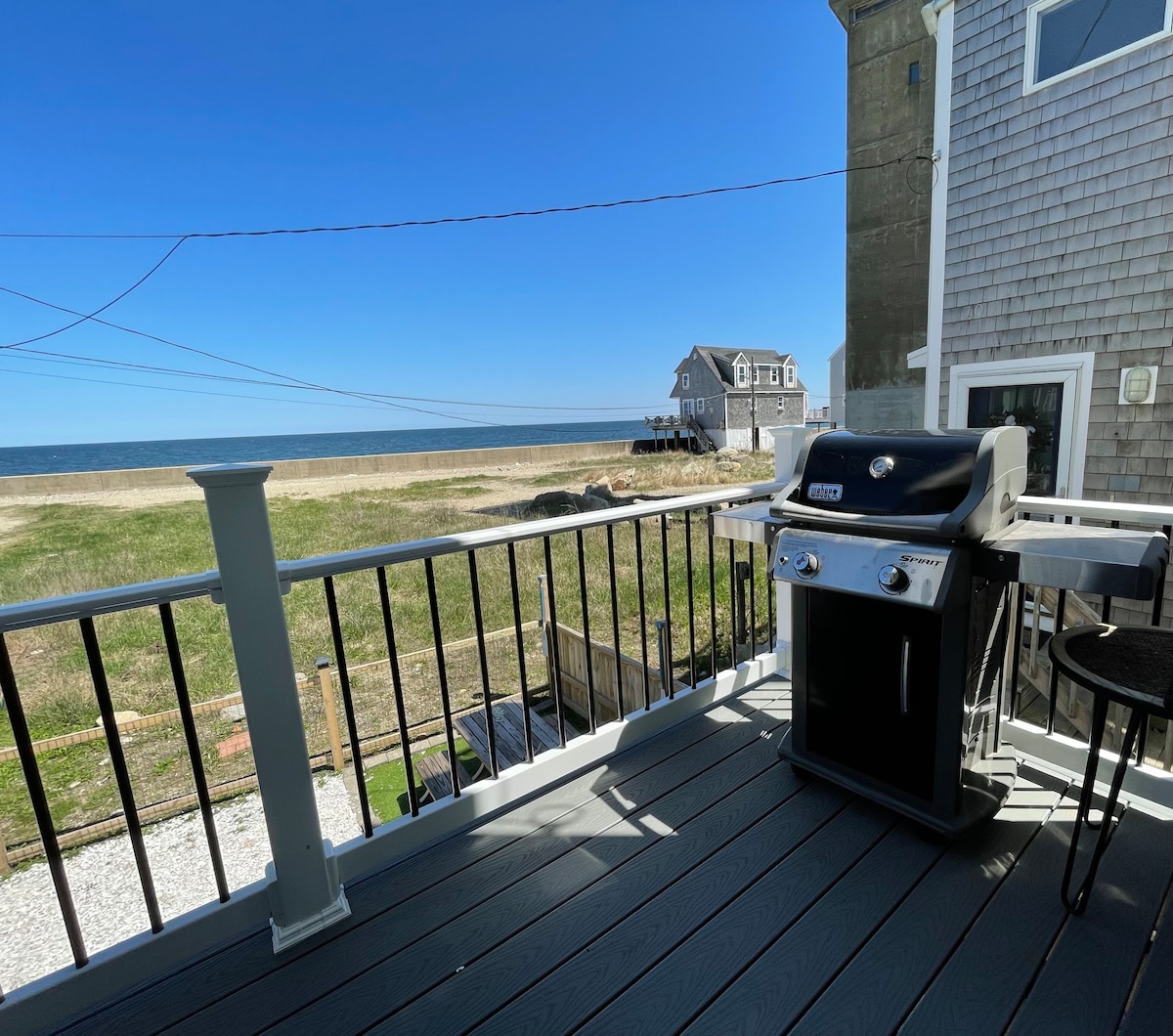 Oceanfront Sunrise Shack @ Brant Rock Beach