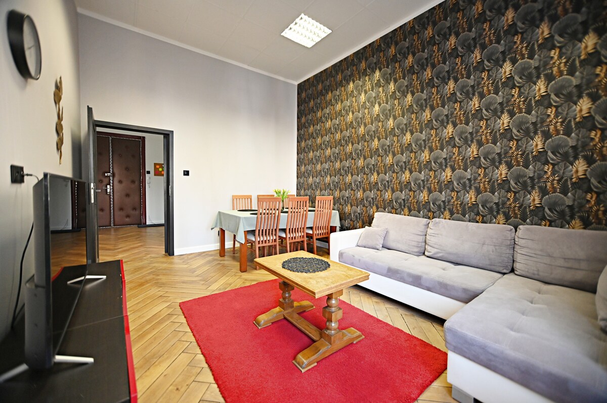 Przestronny apartament z parkingiem w Sopocie