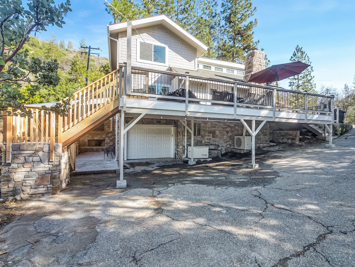 Outdoor Kitchen | Lake & Mountain View | Bass Lake