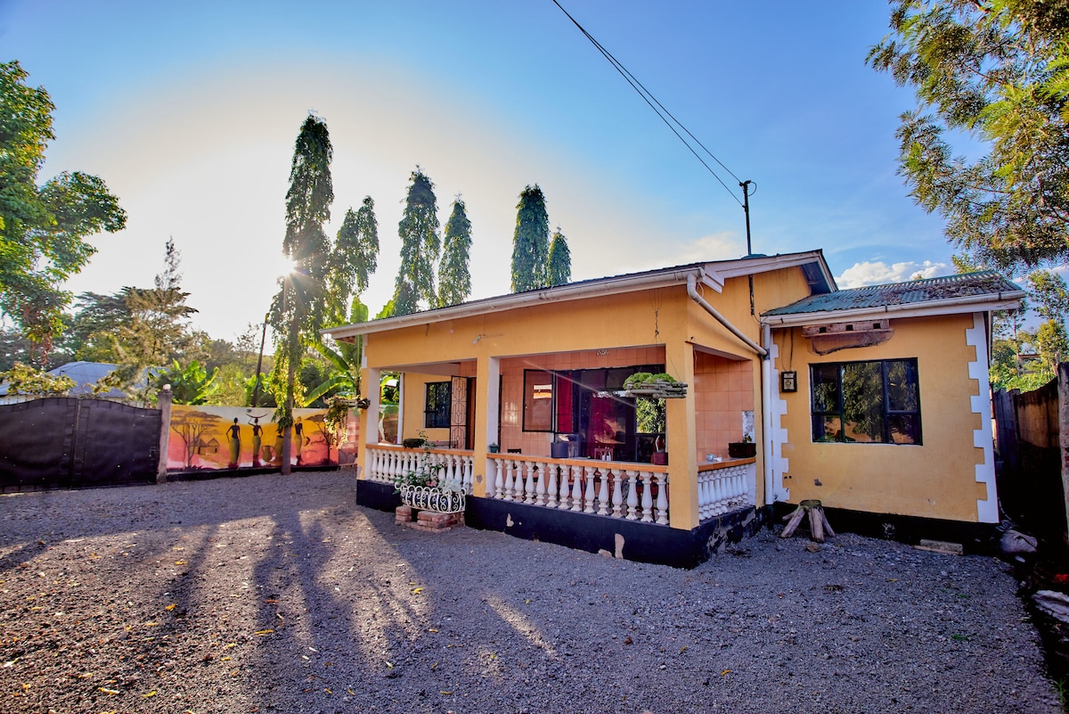 Tanzania Garden Villas - Double Room Mountain View