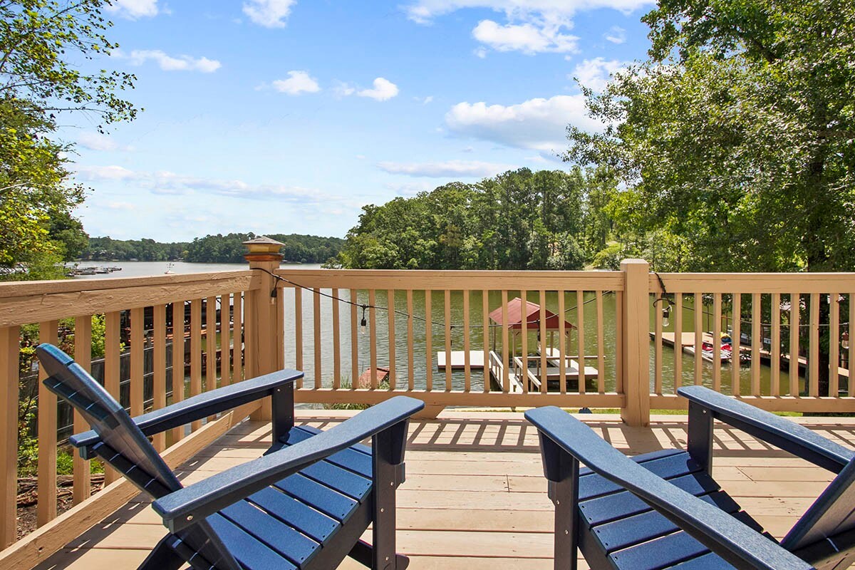 Arrow Point Retreat - Lakefront - Boat Ramp!