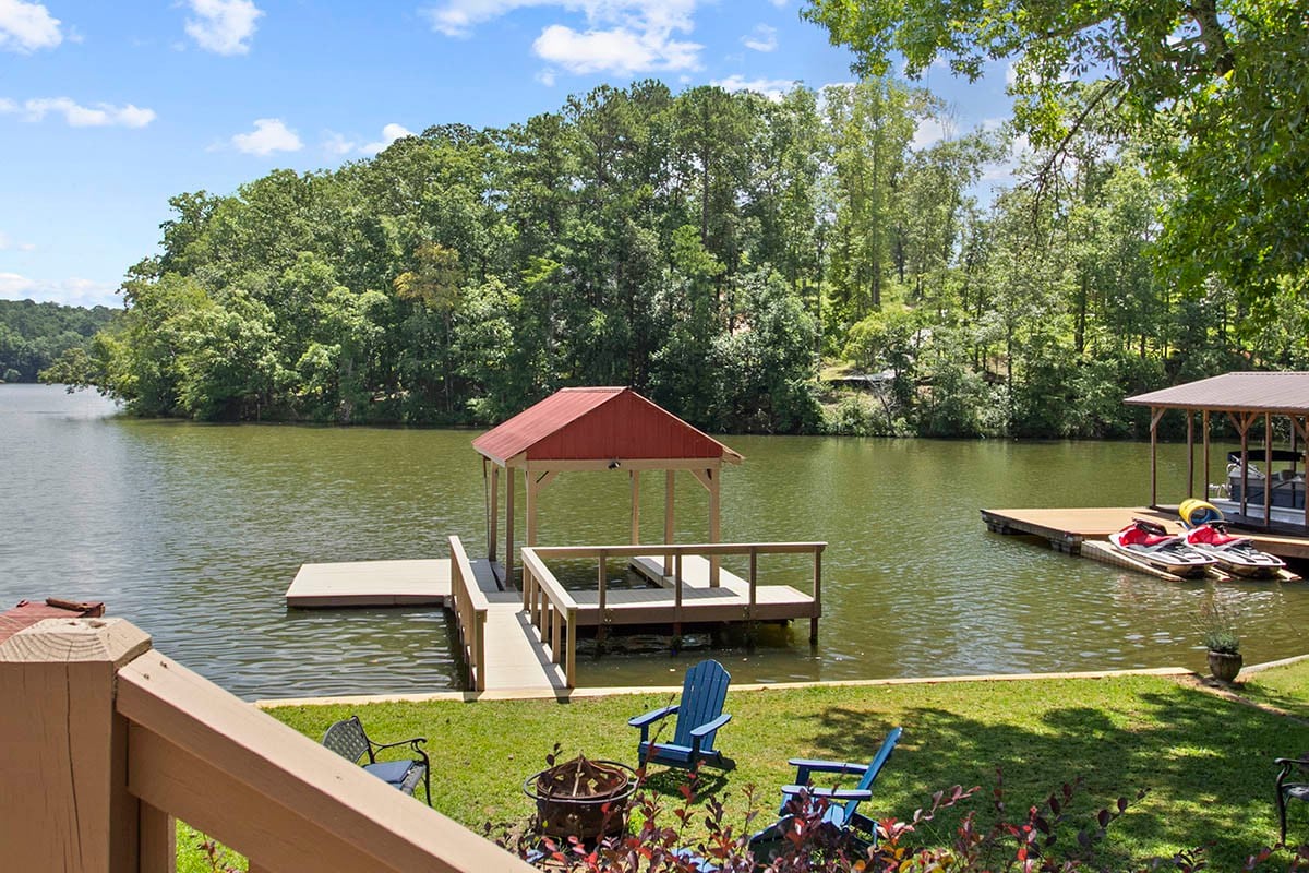 Arrow Point Retreat - Lakefront - Boat Ramp!