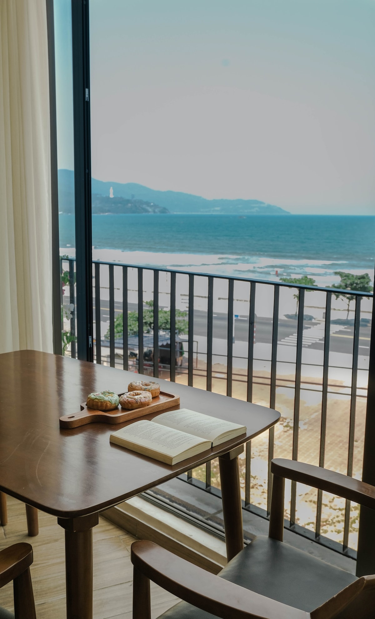 Ocean View - Modern 2 BDR Apartment Danang.Netflix