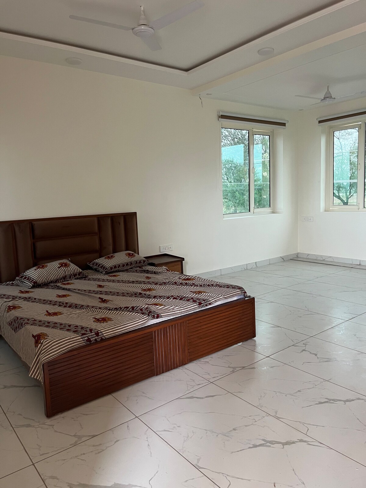 Madhuvan Farmhouse, Mathura and Agra, Vrindavan