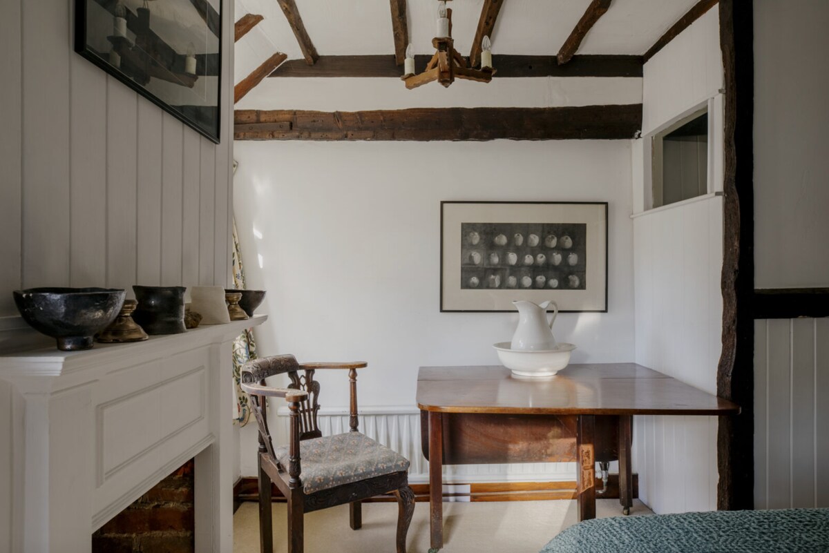 Charming Grade II-listed cottage