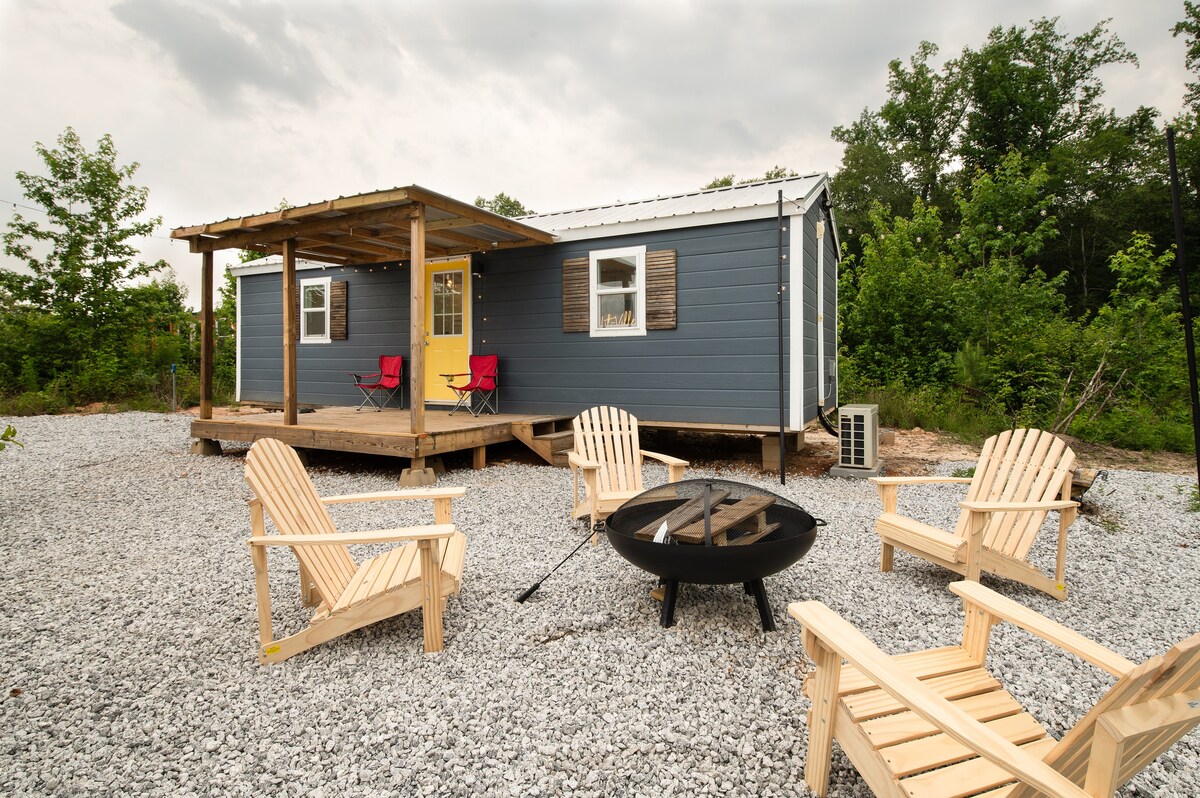 Lit-Ville Camp- Blueberry Cabin