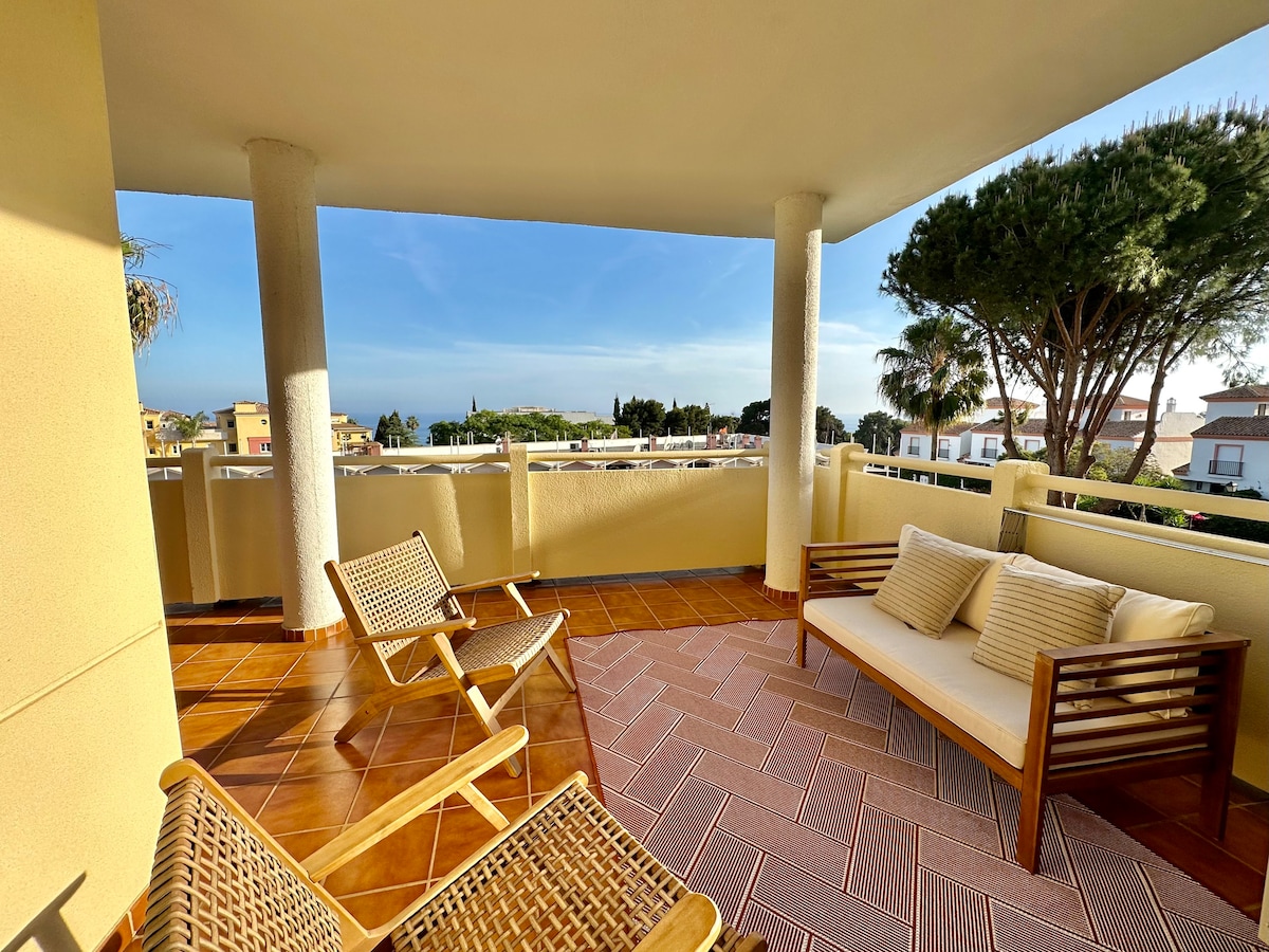 Seaview and big terrace Cabopino