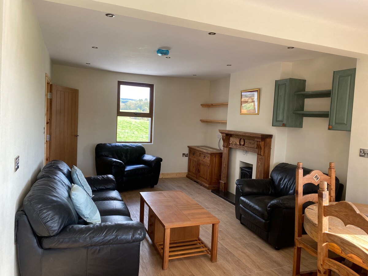 Spacious 3 bed country house, Drinagh