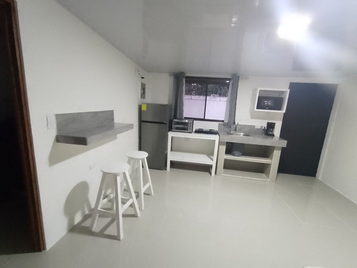 Apartamento studio a estrenar.