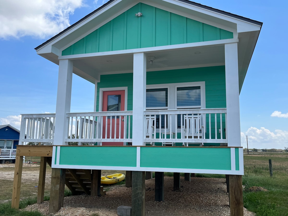 Sunset Bay Pelican Cottage