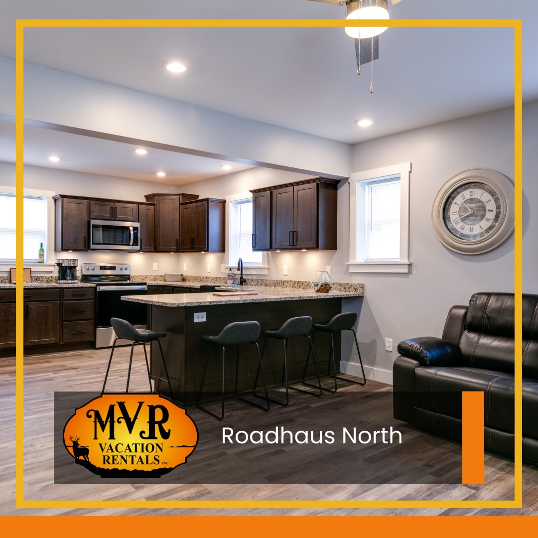 Roadhaus North - Stay and Golf!