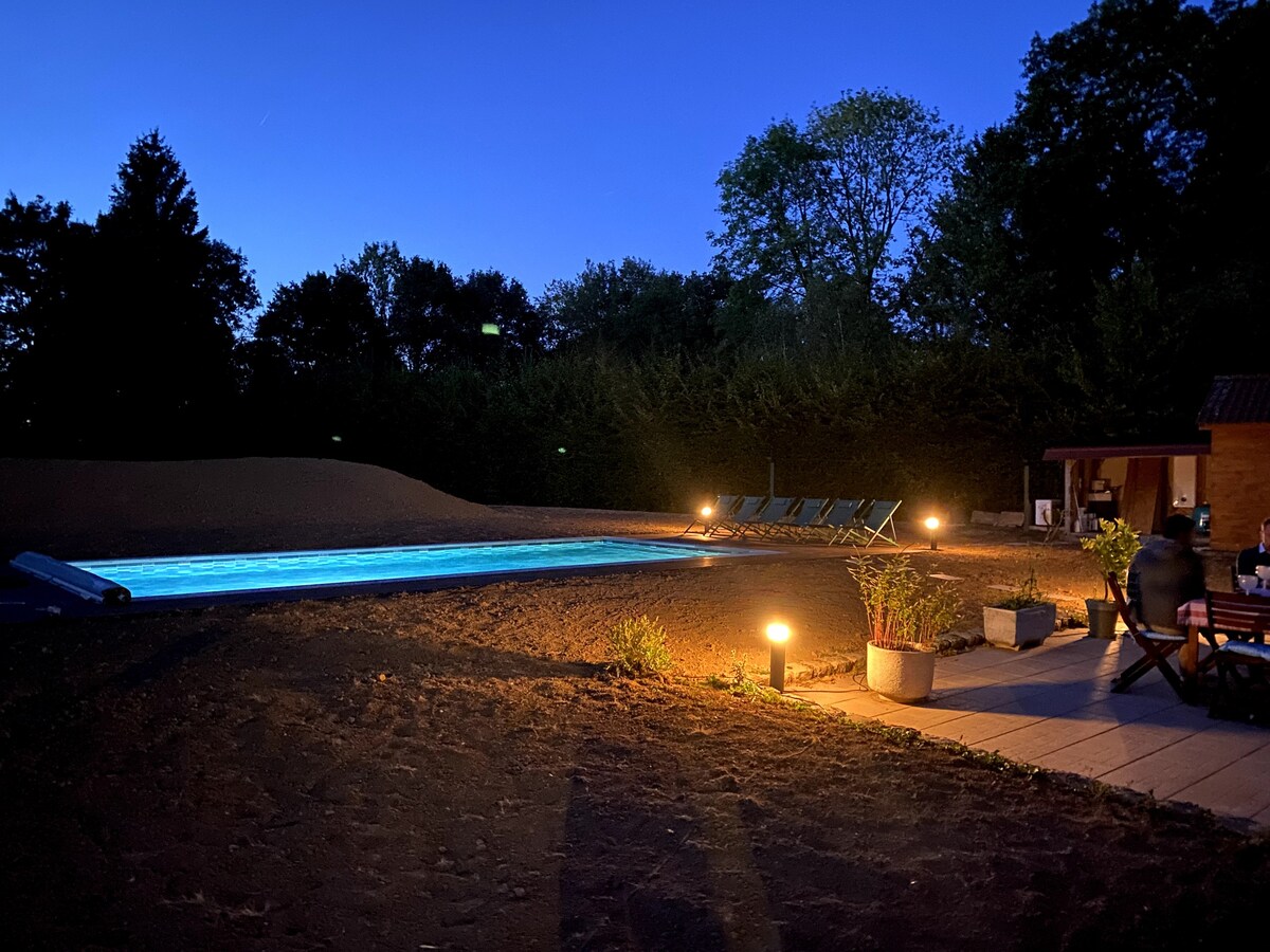 Charmante maison 1 h30 de Paris piscine chauffée