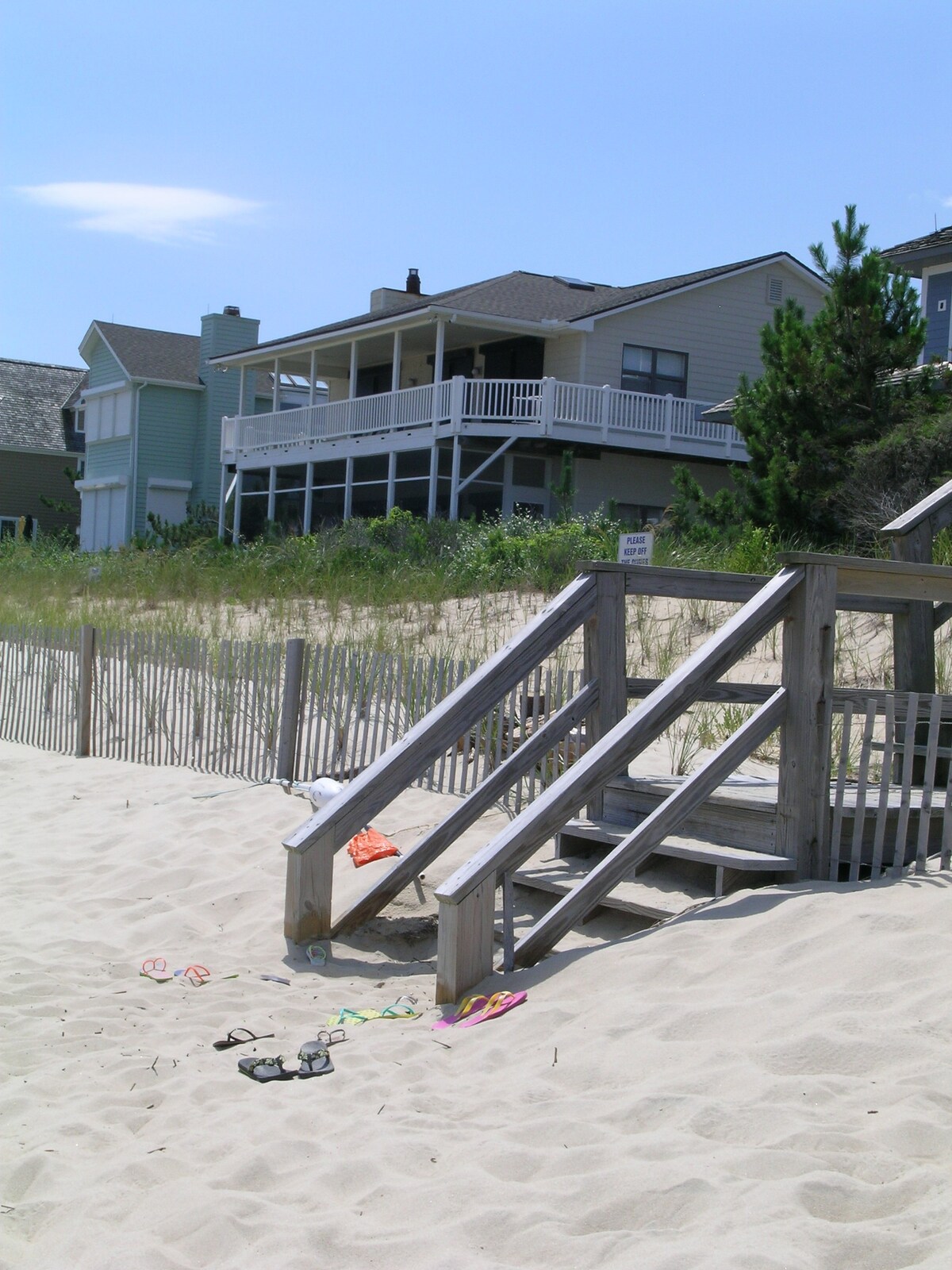 Oceanfront home, beach front with huge decks